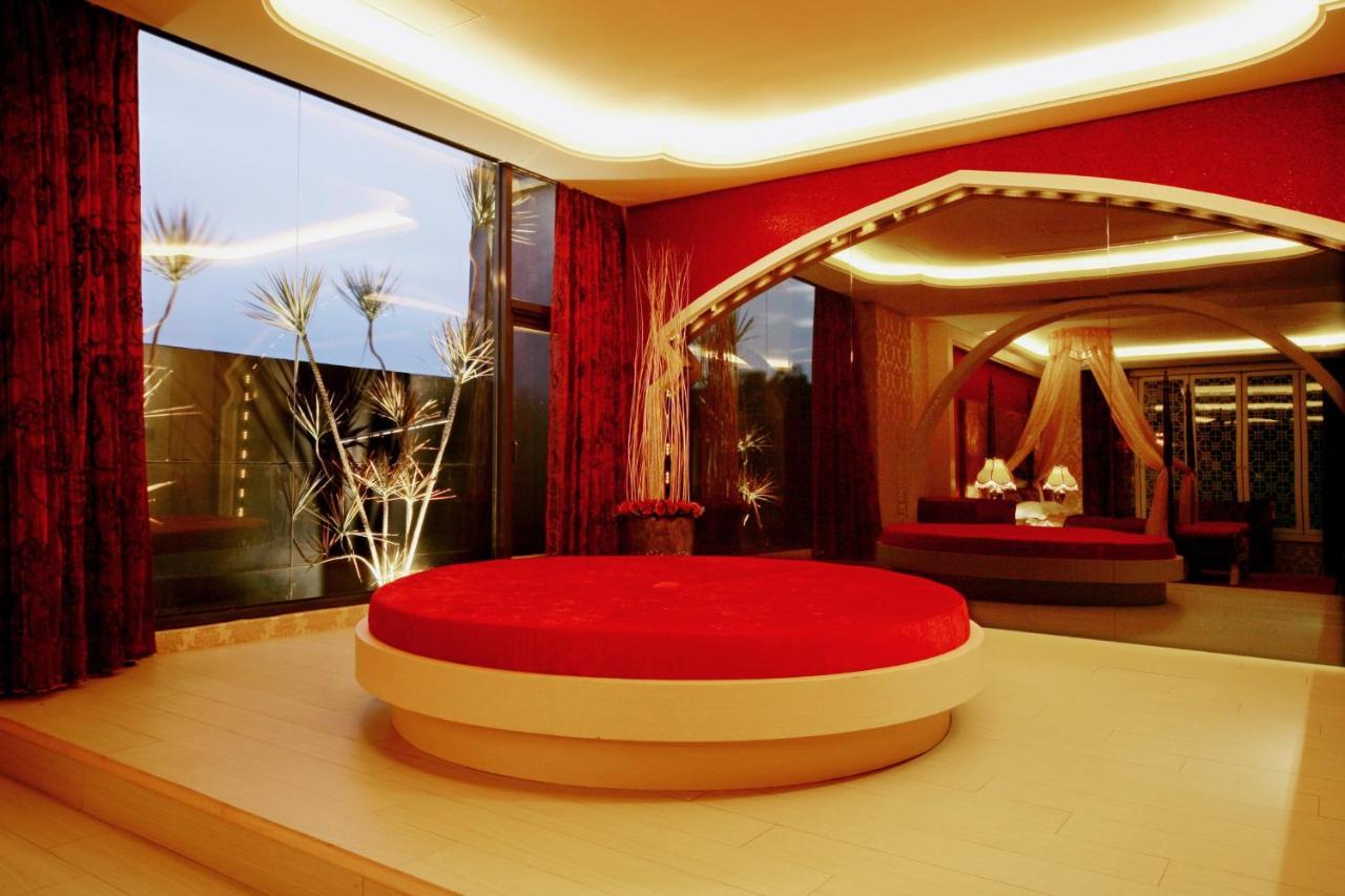 Spring Young Motel Fengyuan Exterior foto