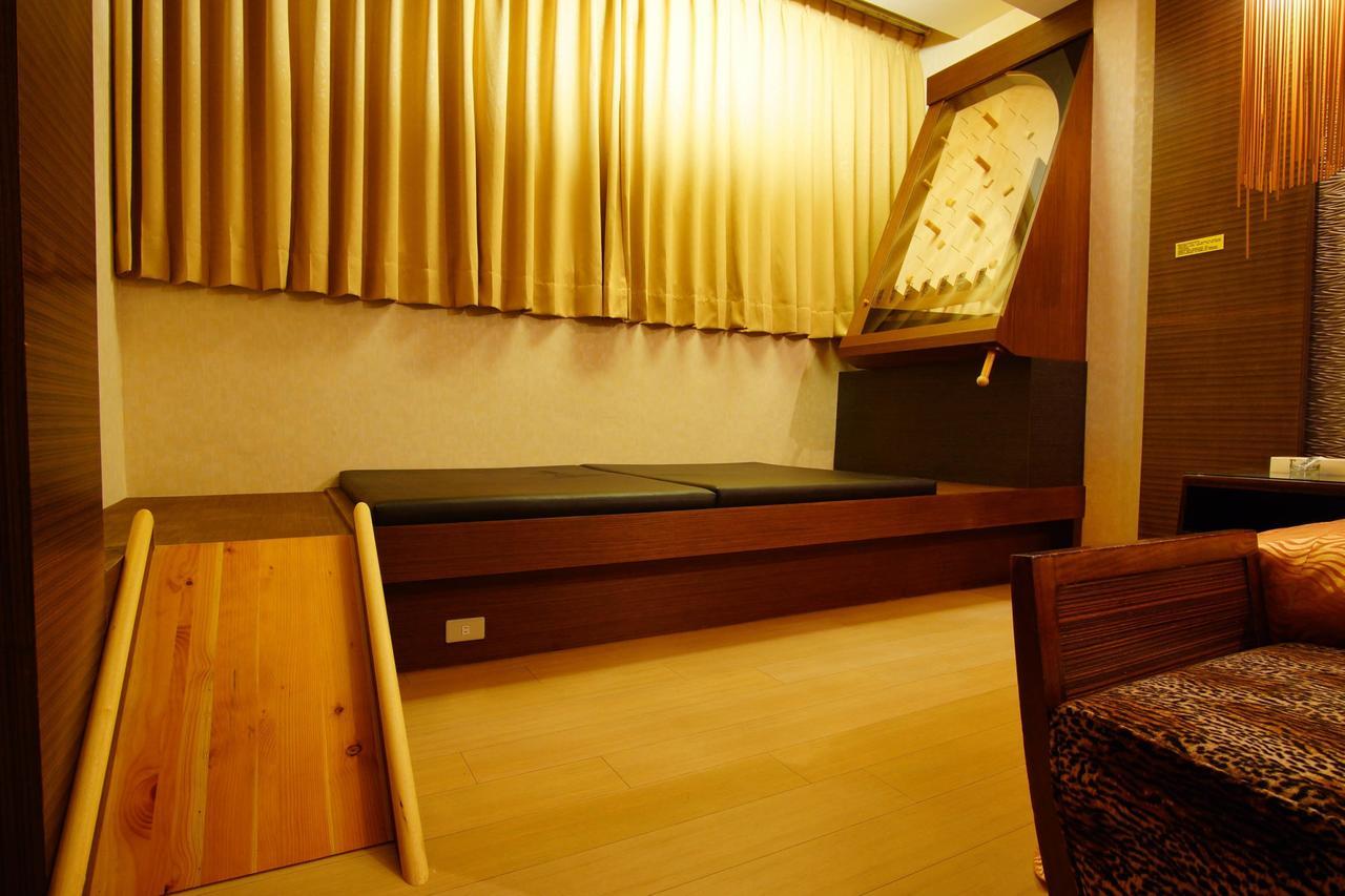 Spring Young Motel Fengyuan Exterior foto